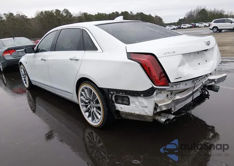 2017 Cadillac Ct6 Luxury z USA, uszkodzony, nr VIN 1G6KD5RS3HU141828